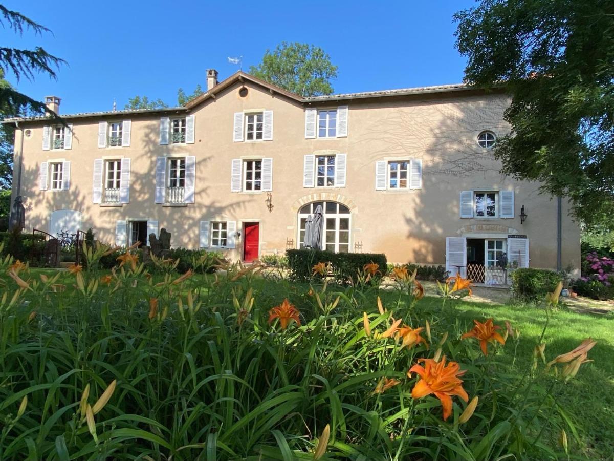 Domaine En Reynouse Acomodação com café da manhã Pierreclos Exterior foto