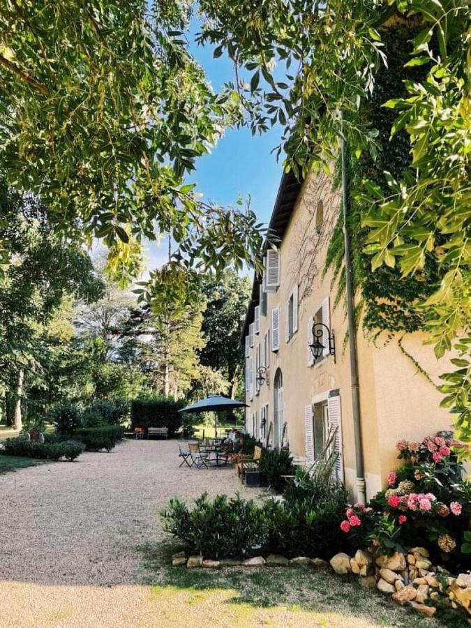 Domaine En Reynouse Acomodação com café da manhã Pierreclos Exterior foto